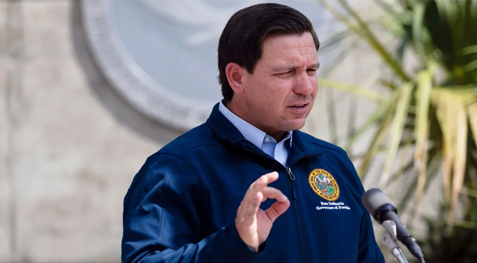 Gobernador DeSantis podría enfrentar cargos criminales por envío de venezolanos a Martha’s Vineyard