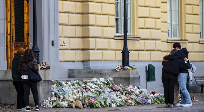 Cadena perpetua para el alumno que mató a sus dos profesoras con un hacha en Suecia