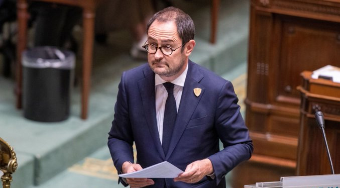 Detienen a tres personas por amenazas al ministro de Justicia belga