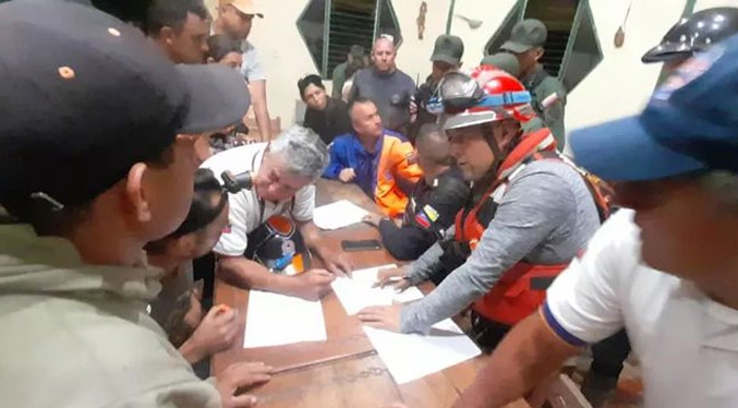 Desbordamiento de quebrada en Táchira deja 10 desaparecidos (Video sensible)