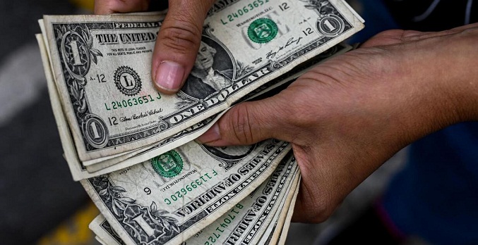 Criminalista Fermín Mármol advierte sobre el ingreso de dólares falsos al país