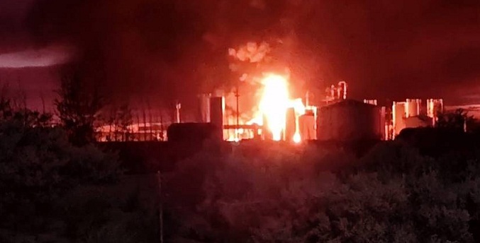 Tres muertes por explosión de una refinería en Argentina