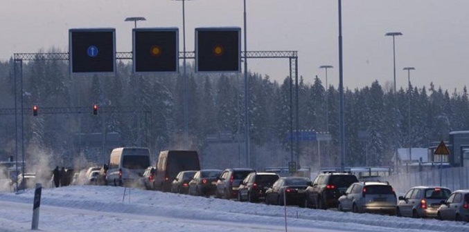 Finlandia cierra por completo su frontera a los turistas rusos