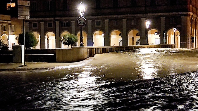 Devastadoras lluvias en Italia dejan 10 muertos