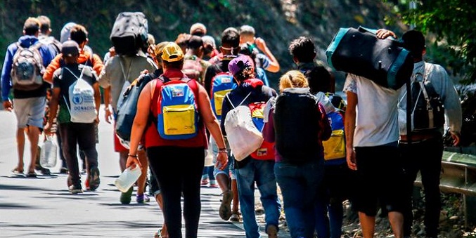 Migración no se detiene: Entre mil 200 y mil 400 personas salen diariamente del país