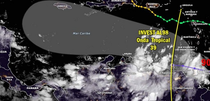 Onda tropical número 39 se desplaza sobre el extremo Oriental del país