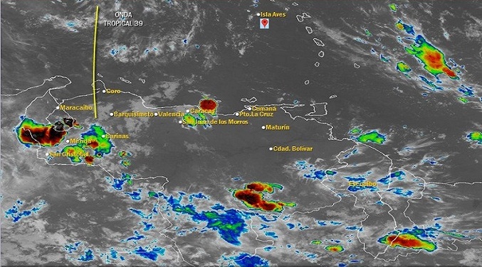 Onda tropical 39 pudiera convertirse en ciclón a su paso por el Mar Caribe