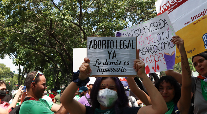Varias ONG recogen firmas para despenalizar el aborto en Venezuela