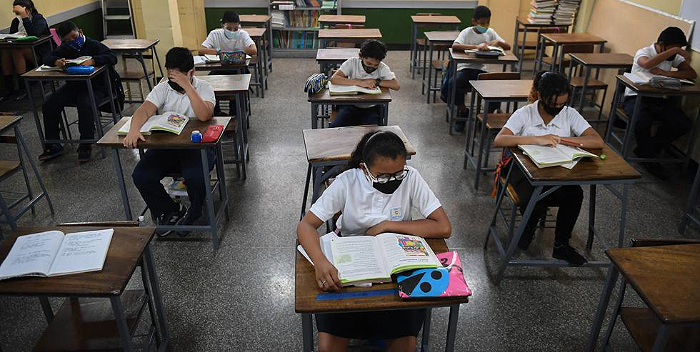 Suma – Zulia: En Maracaibo de cada 10 alumnos siete no acudieron a la cita académica de hoy
