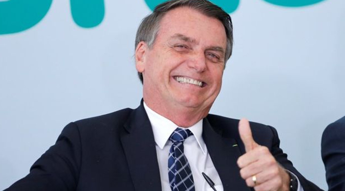Con el 60 % del conteo Bolsonaro lidera el 46 % de votos