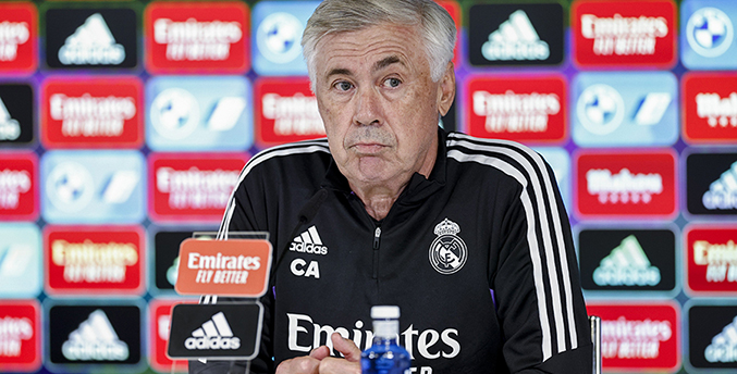 Ancelotti confirma la titularidad de Benzema contra Osasuna