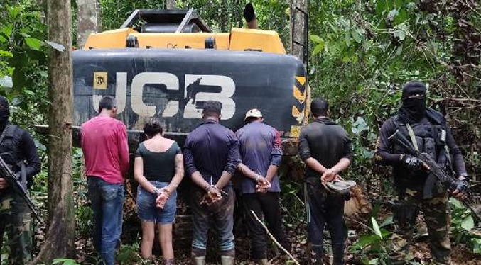 Detienen a 11 personas por destruir una reserva forestal en Bolívar