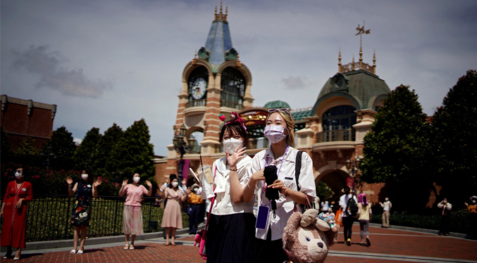 Disneyland cierra las puertas en Shanghái por el COVID-19