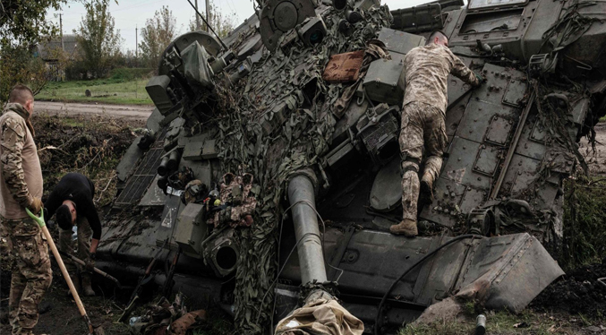 Ejército ruso intenta romper el cerco ucraniano de la estratégica ciudad de Limán