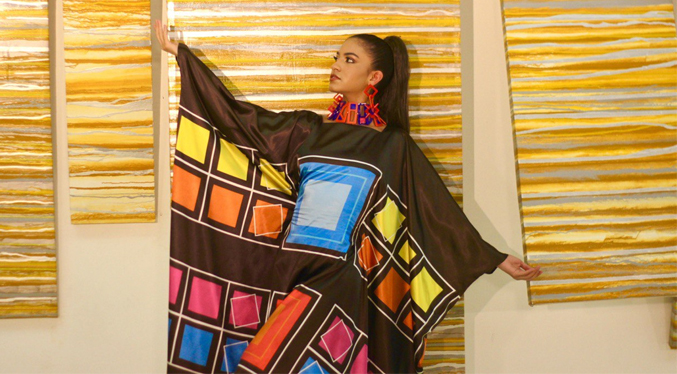 Candidatas de la Feria Internacional  de la Chinita lucirán mantas de Douglas Tapia