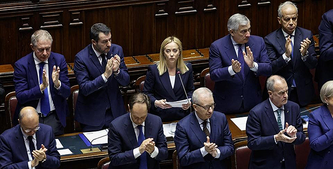 Meloni superó la primera votación de su investidura en el Parlamento italiano