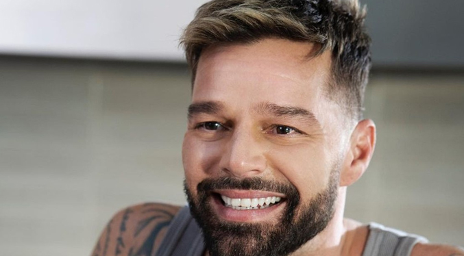 Ricky Martin revela que fue su padre quien lo animó a contarle al mundo que era homosexual