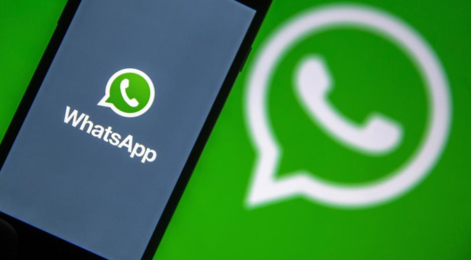 WhatsApp dice que recupera el servicio tras una caída
