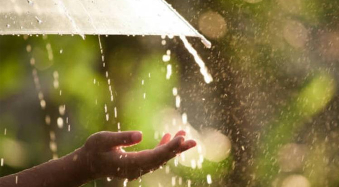 Científicos de la UNAM: Agua de lluvia puede ser riesgosa para la salud