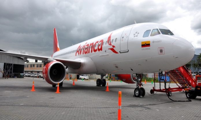 Vuelo comercial de Avianca con ruta Madrid-Bogotá aterrizó de emergencia en Caracas
