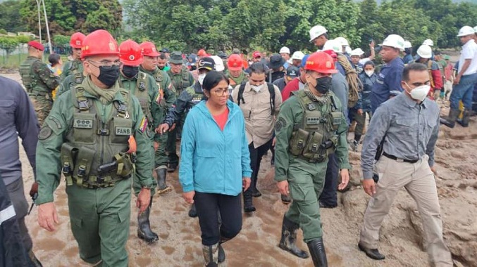 Vicepresidenta visita zona afectada de El Castaño, Aragua