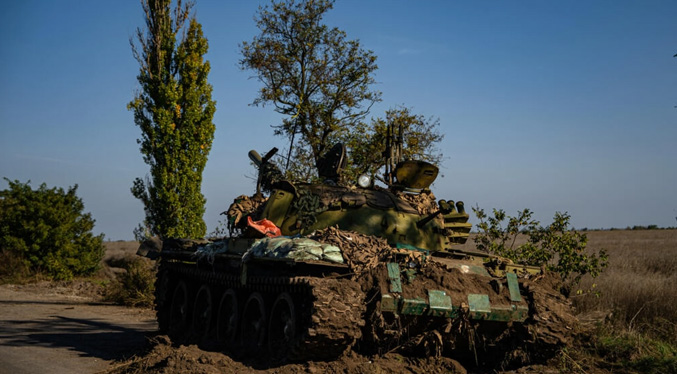 Ucrania captura blindados, municiones y armas abandonados por los rusos
