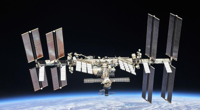 Maniobras de la Estación Espacial Internacional para evitar escombros