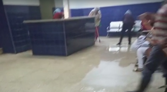 En el Hospital General del Sur escampa primero afuera que adentro (Videos)