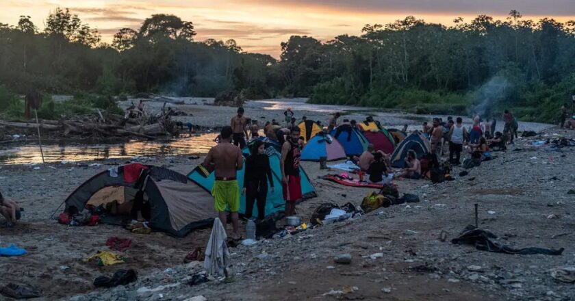 ACNUR advierte que podría haber “graves recortes” en ayuda a refugiados
