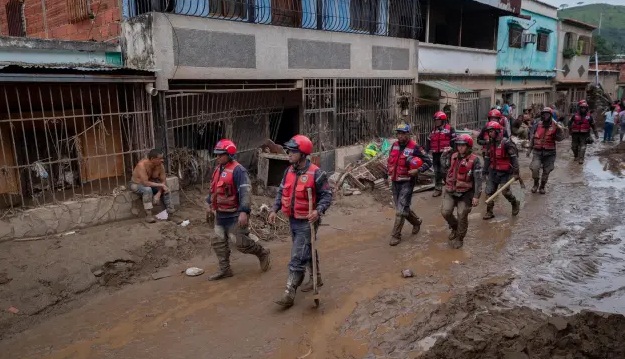 Cruz Roja confirma 37 fallecidos en Las Tejerías por deslave: 22 cadáveres reconocidos y 15 por reconocer