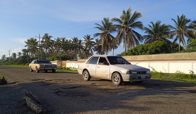 En Guajira exigen con urgencia mejora del servicio eléctrico y asfaltado de la troncal del Caribe