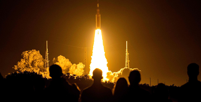 La misión Artemis I toma vuelo en un salto histórico para el programa lunar de la Nasa