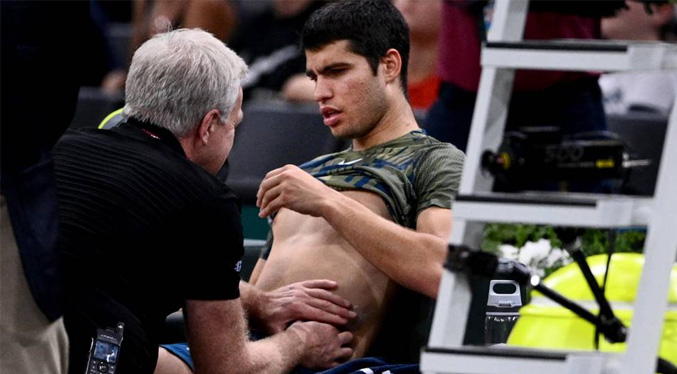 Carlos Alcaraz renuncia a disputar el Masters y la Davis por desgarro muscular