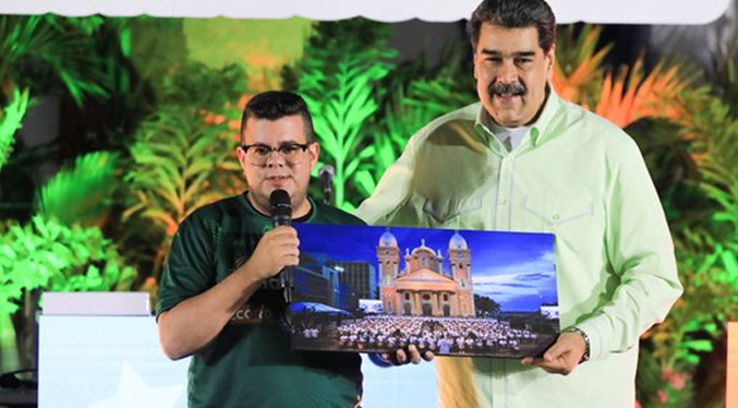 Maduro ordena apoyar a todas las generaciones de gaiteros que participaron en el Récord Guinness