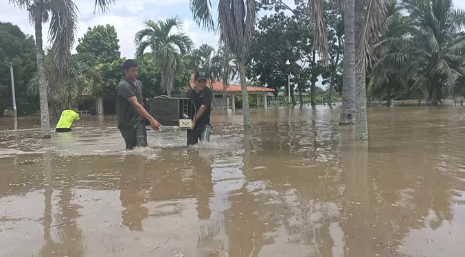 Al menos 14 mil viviendas están afectadas por lluvias en Venezuela