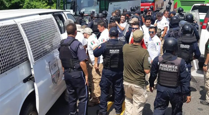 Detienen a más de 300 migrantes entre ellos venezolanos en unas caravanas en México