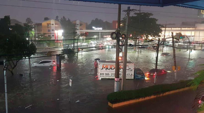 Suben a seis los fallecidos a causa de las fuertes lluvias en Santo Domingo