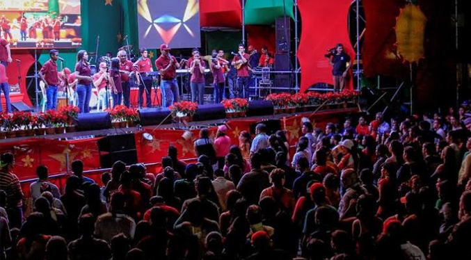 Maduro pondrá tarima con artistas nacionales e internacionales para la Feria de La Chinita