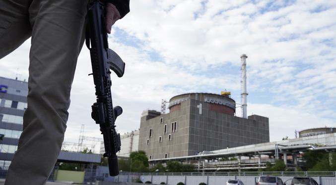 Ejército ruso niega planes para abandonar planta nuclear de Zaporiyia