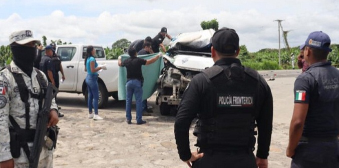 Dos migrantes ecuatorianos mueren tras accidente en Oaxaca