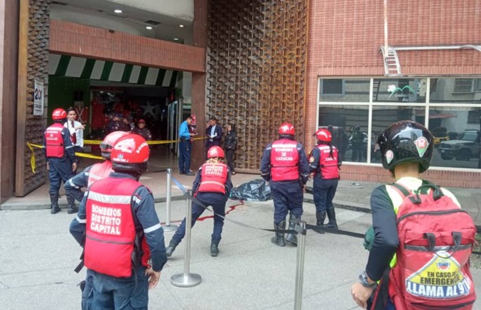 Joven fallece al caer al vacío en el centro comercial Galerías Ávila de Caracas
