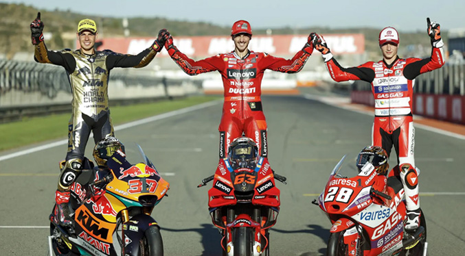 Bagnaia y Fernández se titulan campeones en motoGP y moto2