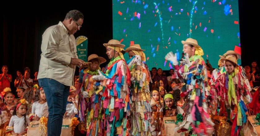 Danzas Renacer de Luis Hurtado Higuera gana Interparroquial Sol de Maracaibo