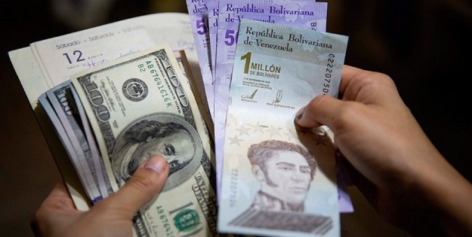 El dólar cotiza este martes en 8,73 bolívares