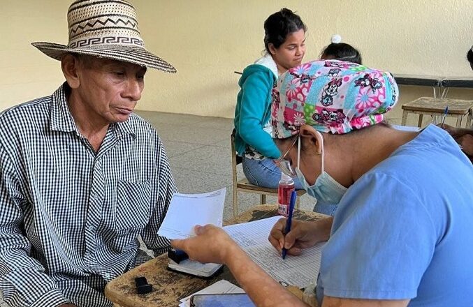 Min-Educación e Ipasme desplegados para brindar atención medica a docentes y etnias de Zulia
