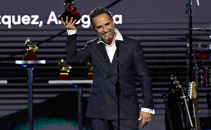 Jorge Drexler dominó en los Latin Grammy 2022: Es el máximo ganador con seis galardones
