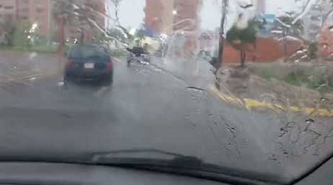 Llueve sobre Maracaibo este 8-N: Pronostico indica persistencia de precipitaciones en el país