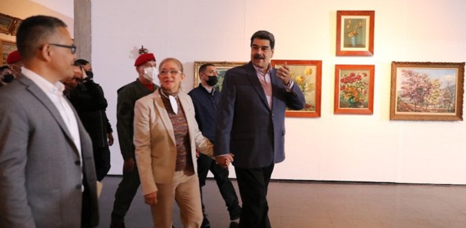 Maduro: Jorge Rodríguez debe estar llegando a París a un encuentro con Macron