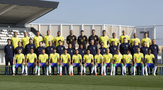 Neymar y la selección de Brasil aterrizan en Catar para buscar el hexacampeonato
