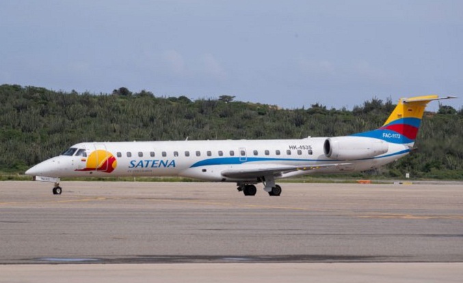 Aterriza en Venezuela el primer vuelo desde Colombia en casi tres años